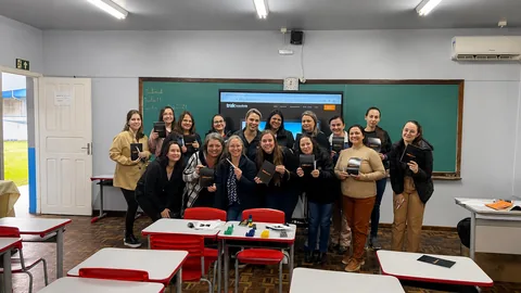 Treinamento e formação tecnológica Tecmakers